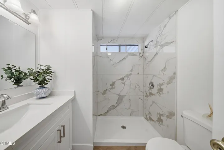 16_1150 ventura blvd-13