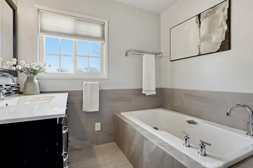 1841 Fanwood, Long Beach, California 90815 home-pic-21