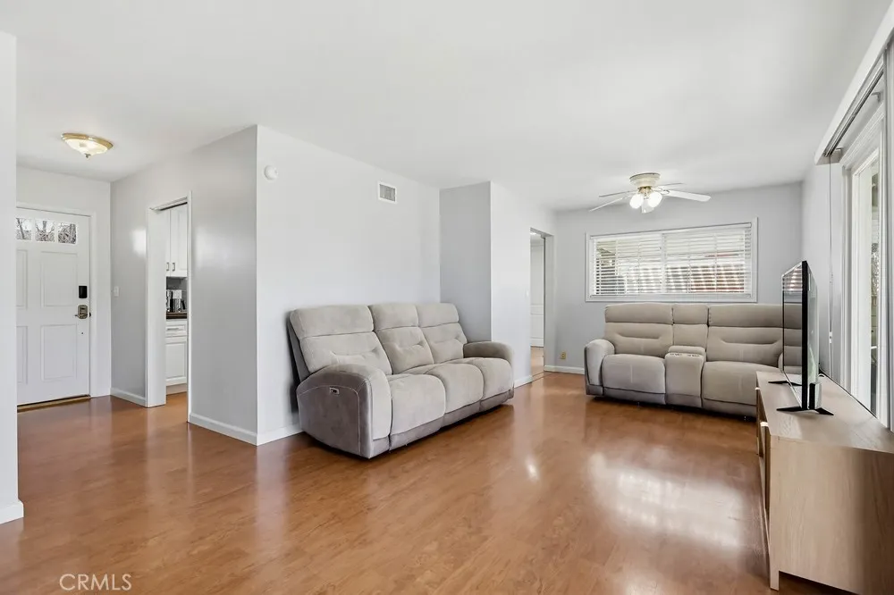 1841 Fanwood, Long Beach, California 90815 home-pic-7