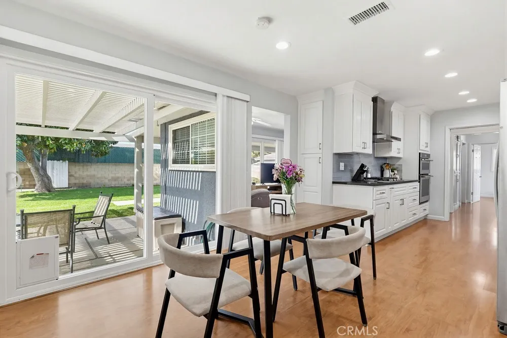 1841 Fanwood, Long Beach, California 90815 home-pic-16