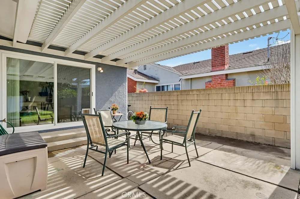 1841 Fanwood, Long Beach, California 90815 home-pic-31