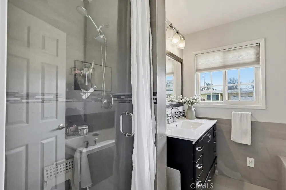 1841 Fanwood, Long Beach, California 90815 home-pic-20