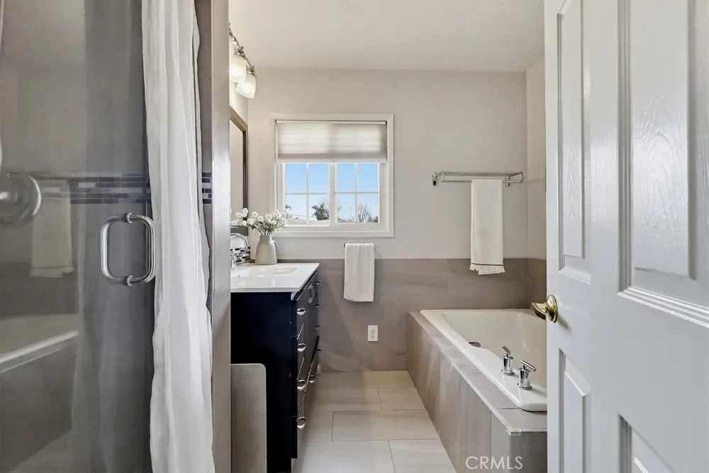 1841 Fanwood, Long Beach, California 90815 home-pic-19