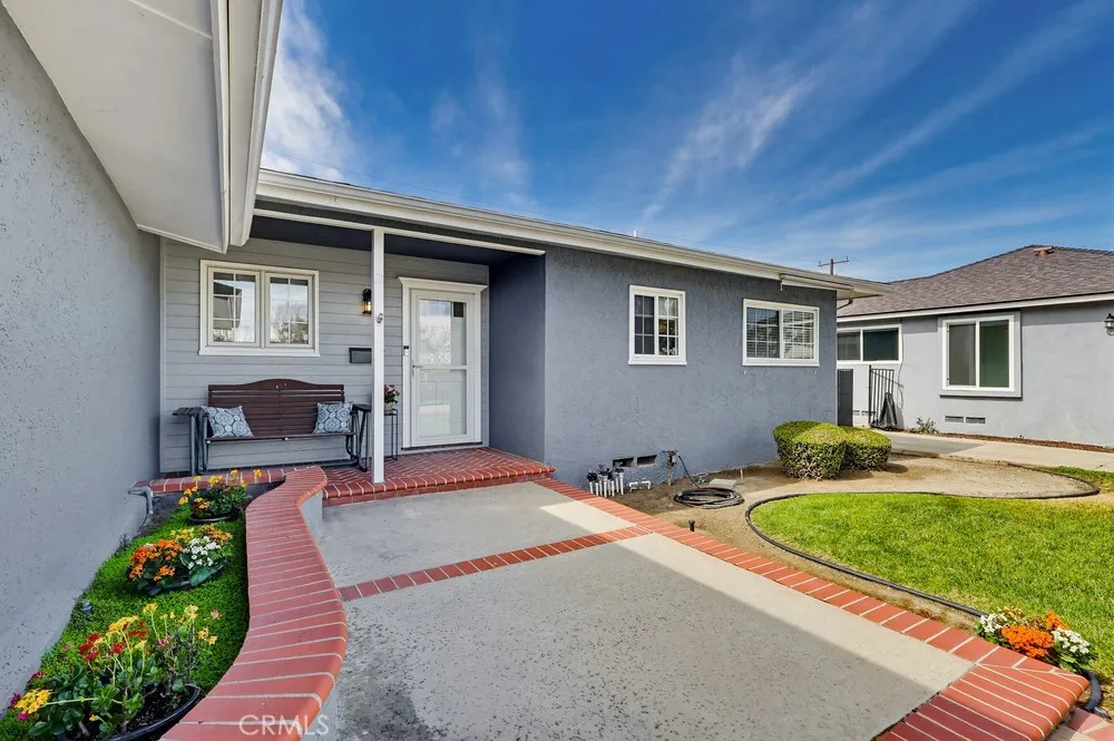 1841 Fanwood, Long Beach, California 90815 home-pic-4