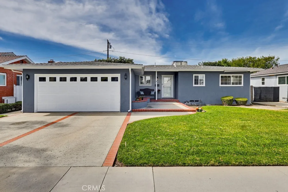 1841 Fanwood, Long Beach, California 90815 home-pic-1