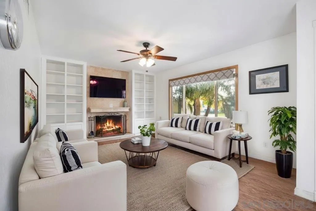 10853 Westonhill Dr, San Diego, California 92126 home-pic-1