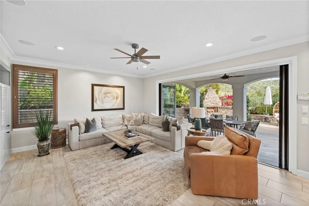 5 Golf Ridge, Trabuco Canyon, California 92679 home-pic-10