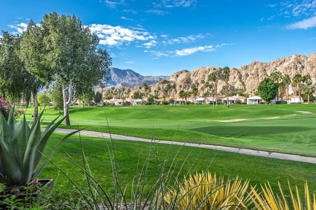55173 Shoal Creek, La Quinta, California 92253 home-pic-1