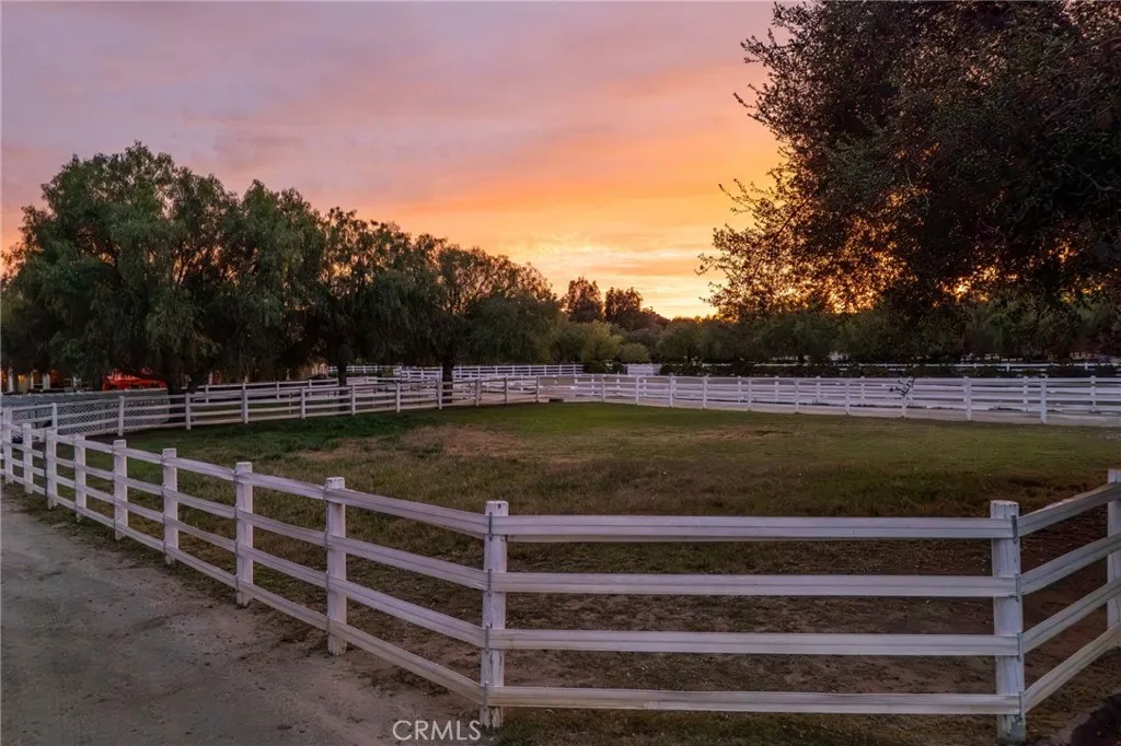 20580 Avenida De Arboles, Murrieta, California 92562 home-pic-19