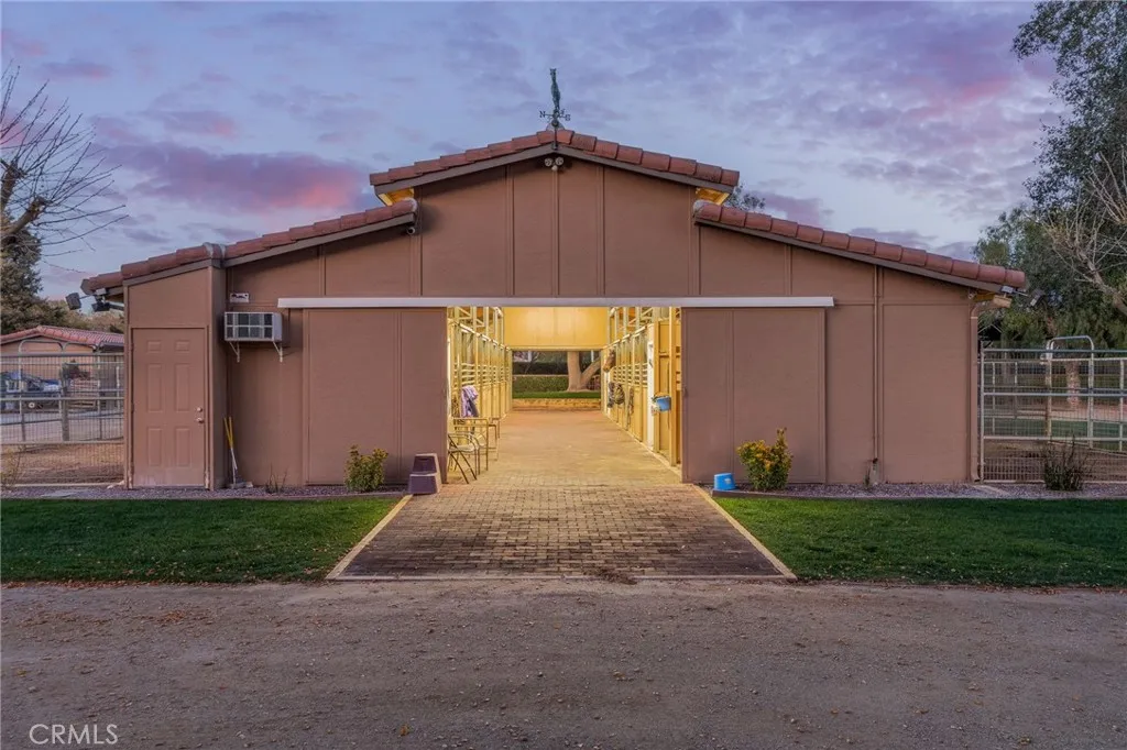 20580 Avenida De Arboles, Murrieta, California 92562 home-pic-29