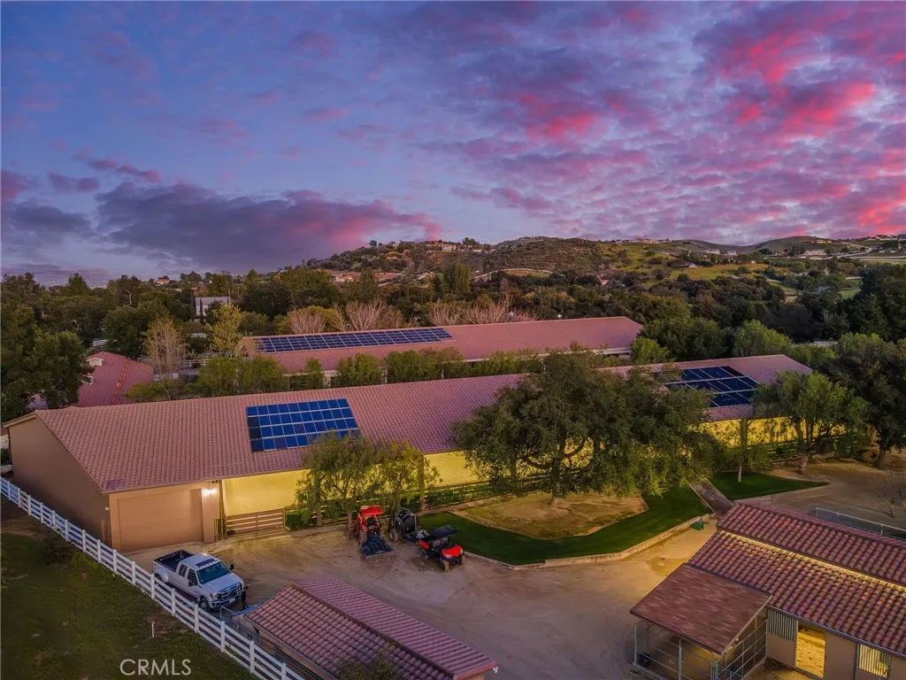 20580 Avenida De Arboles, Murrieta, California 92562 home-pic-24