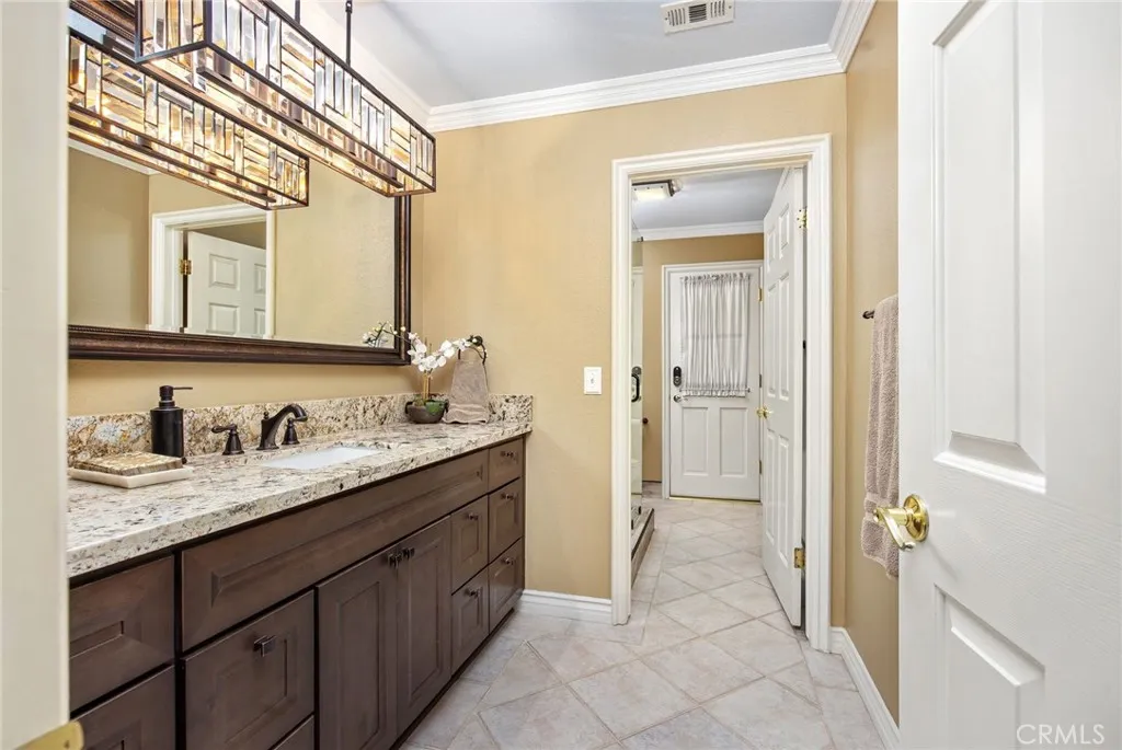 20580 Avenida De Arboles, Murrieta, California 92562 home-pic-49
