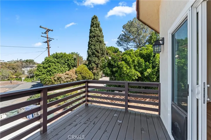 deck off of livingroom