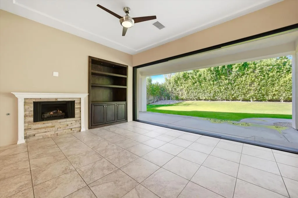 117 Rosetta Court, Palm Desert, California 92211 home-pic-3