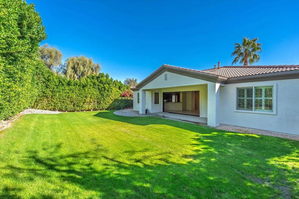 117 Rosetta Court, Palm Desert, California 92211 home-pic-32