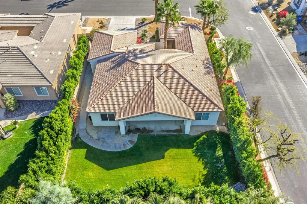 117 Rosetta Court, Palm Desert, California 92211 home-pic-34