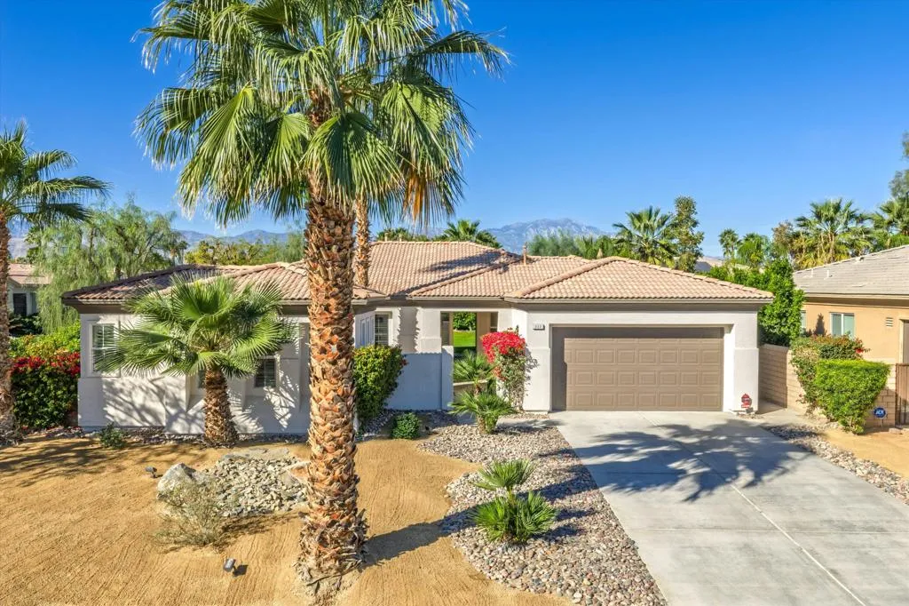 117 Rosetta Court, Palm Desert, California 92211 home-pic-39