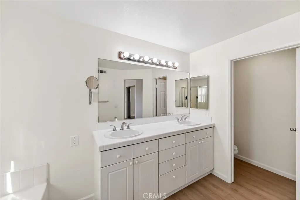 23429 S Vermont Avenue B, Torrance, California 90502 home-pic-28