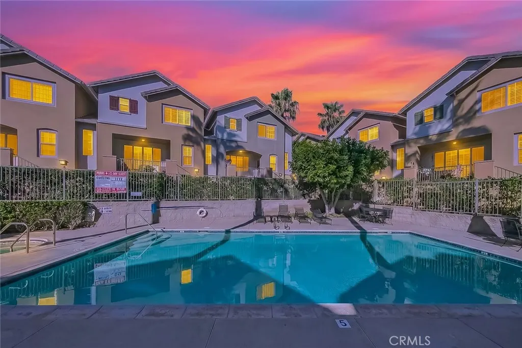 23429 S Vermont Avenue B, Torrance, California 90502 home-pic-6