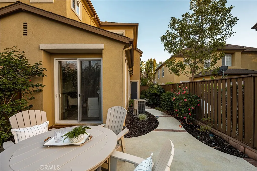 5 Lansdale Court, Ladera Ranch, California 92694 home-pic-37