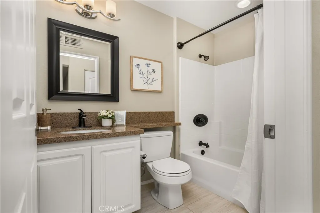 5 Lansdale Court, Ladera Ranch, California 92694 home-pic-15
