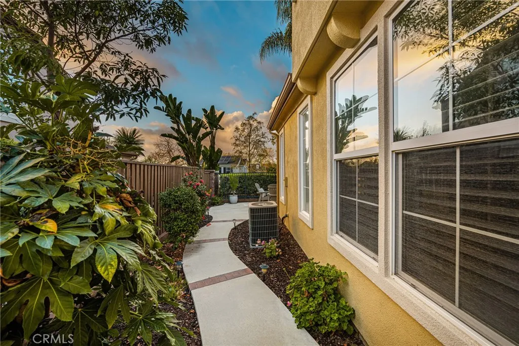 5 Lansdale Court, Ladera Ranch, California 92694 home-pic-8