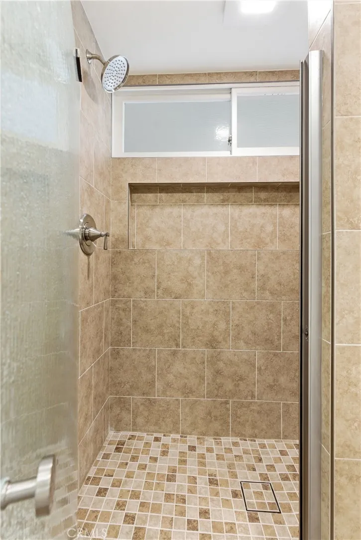 306 S Vallejo, Upland, California 91786 home-pic-24