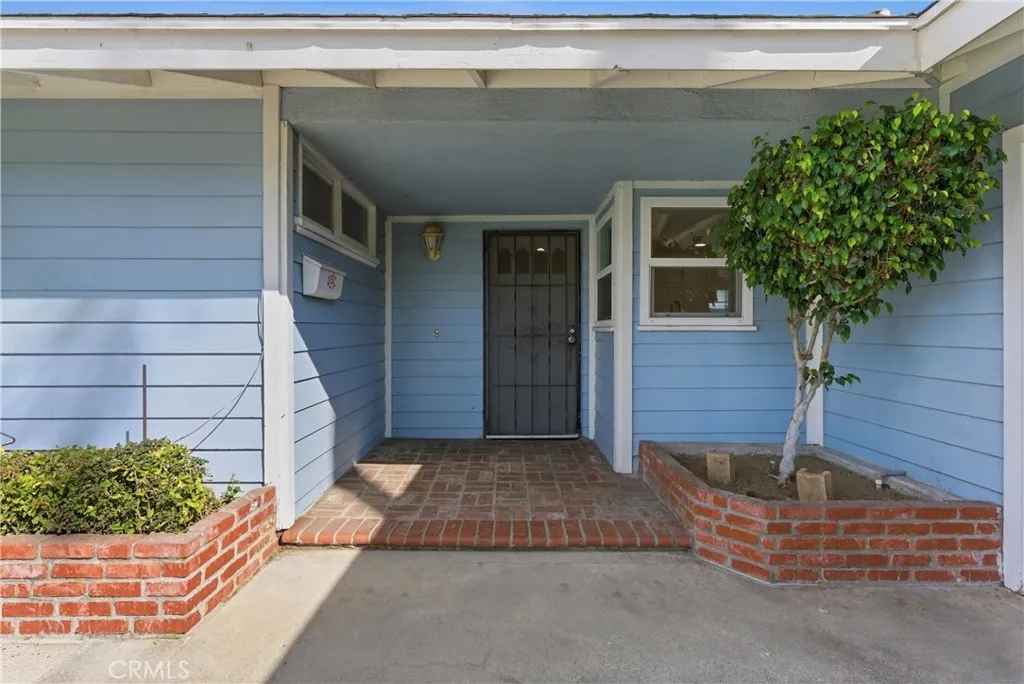306 S Vallejo, Upland, California 91786 home-pic-8