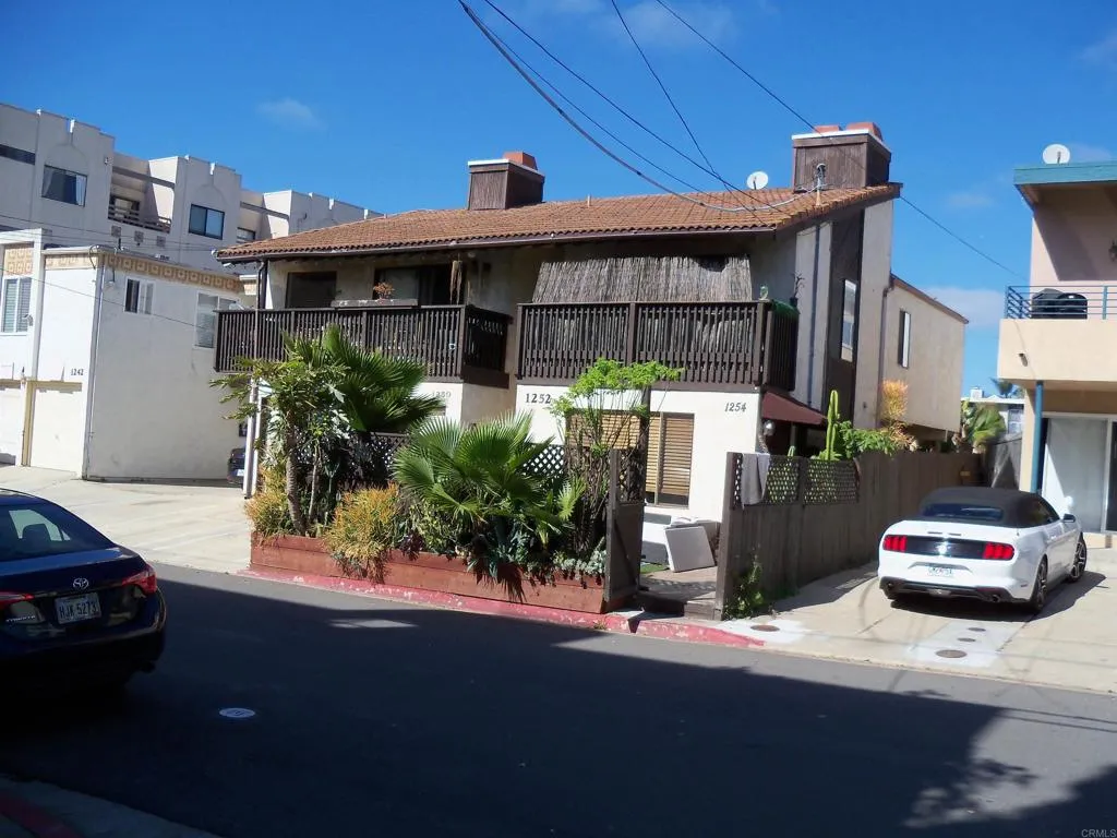 1250 1254 Parker Place, San Diego, California 92109 — photo 5