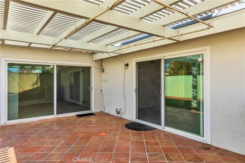 1915 W Saint Gertrude, Santa Ana Heights, California 92704 home-pic-28