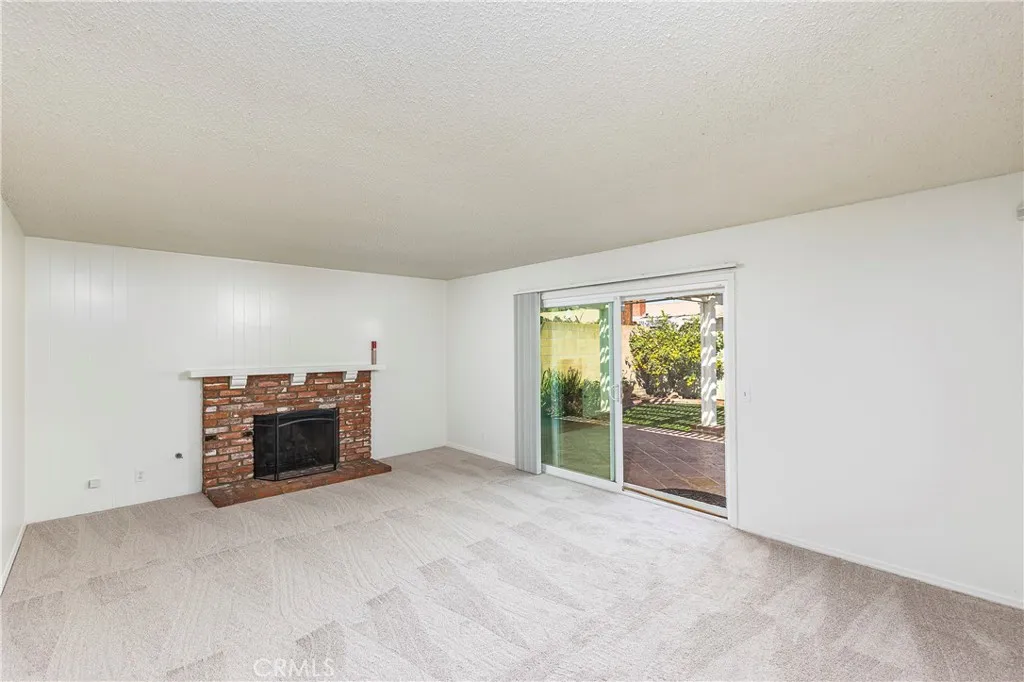 1915 W Saint Gertrude, Santa Ana Heights, California 92704 home-pic-8
