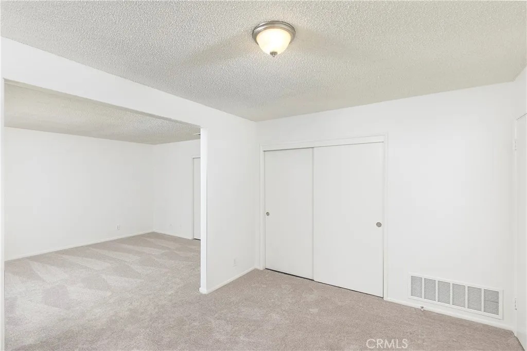 1915 W Saint Gertrude, Santa Ana Heights, California 92704 home-pic-17