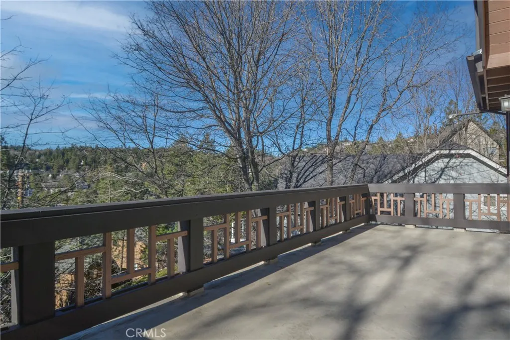 27788 West Shore, Lake Arrowhead, California 92352 home-pic-10
