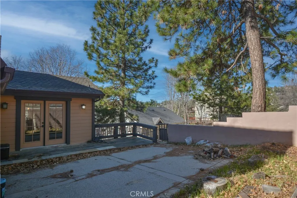 27788 West Shore, Lake Arrowhead, California 92352 home-pic-17