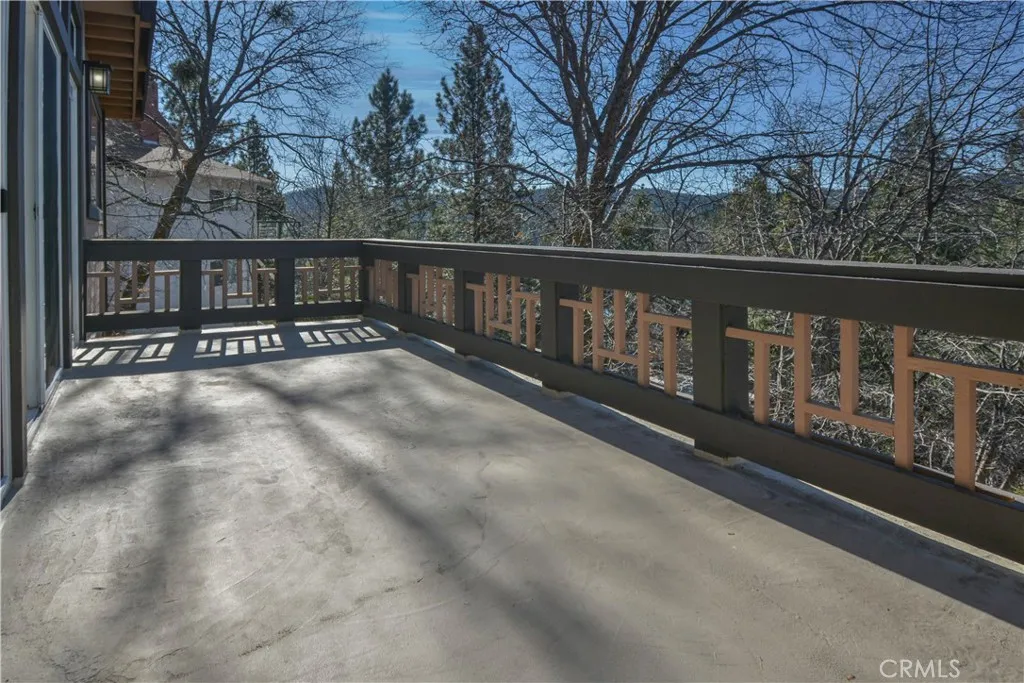 27788 West Shore, Lake Arrowhead, California 92352 home-pic-8