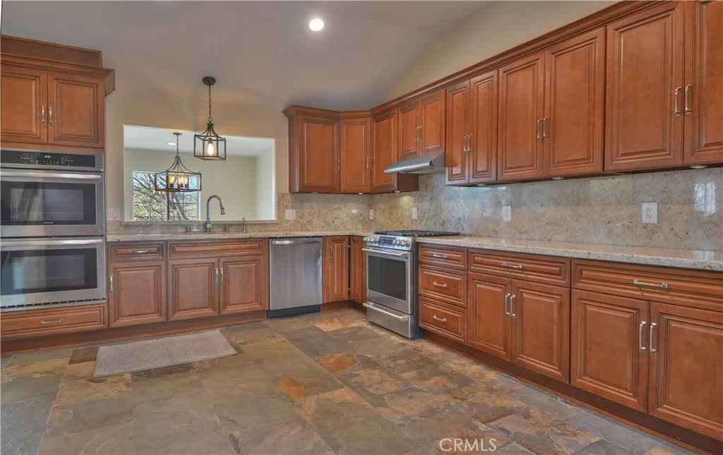 27788 West Shore, Lake Arrowhead, California 92352 home-pic-12