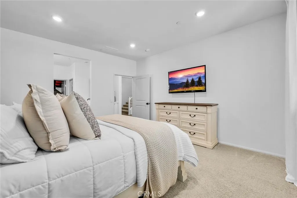 2039 Renata Drive, Perris, California 92571 home-pic-16