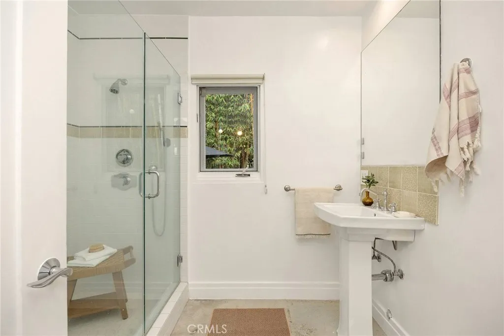 800 N N Formosa, Los Angeles, California 90046 home-pic-20