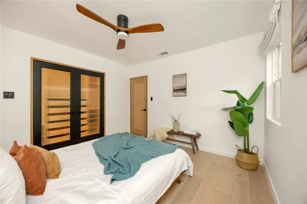 800 N N Formosa, Los Angeles, California 90046 home-pic-17