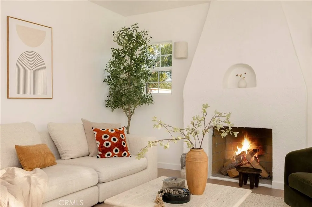 800 N N Formosa, Los Angeles, California 90046 home-pic-10