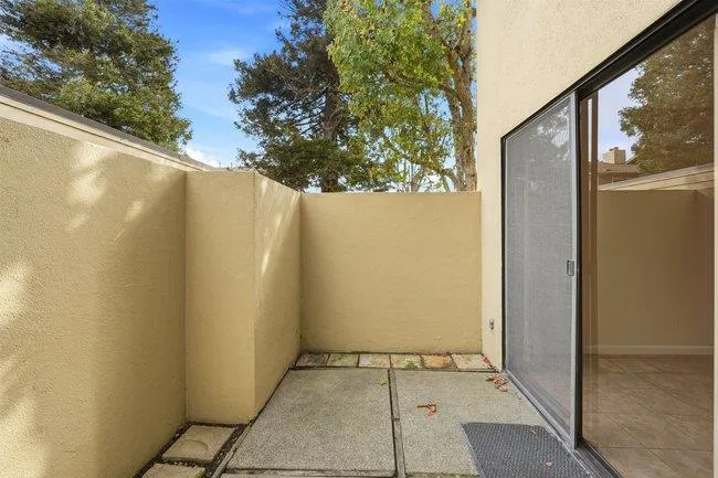 1067 Padre Drive 2, Salinas, California 93901