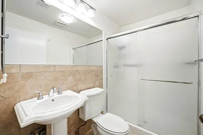 1067 Padre Drive 2, Salinas, California 93901