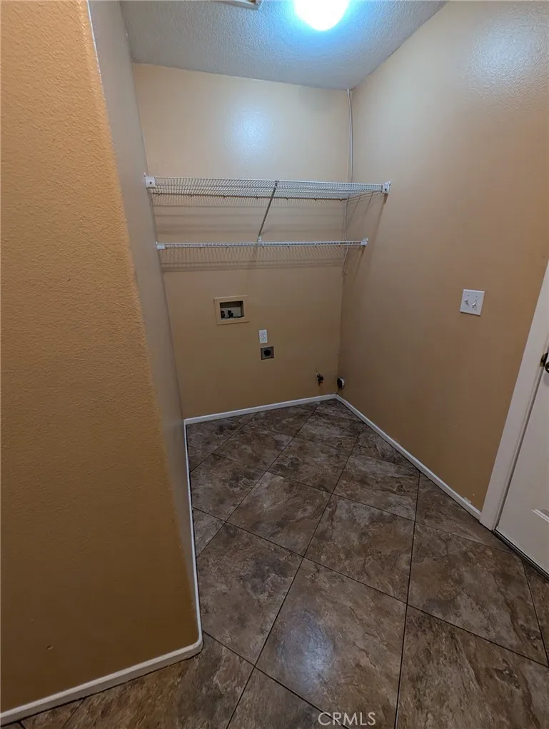 51955 Riza, Cabazon, California 92230 home-pic-12