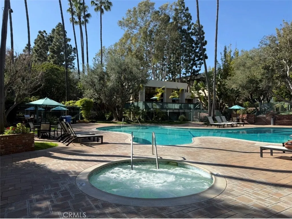 Spa, Pool & Clubhouse