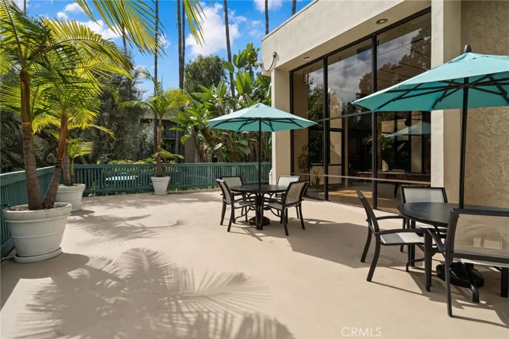 Clubhouse Deck