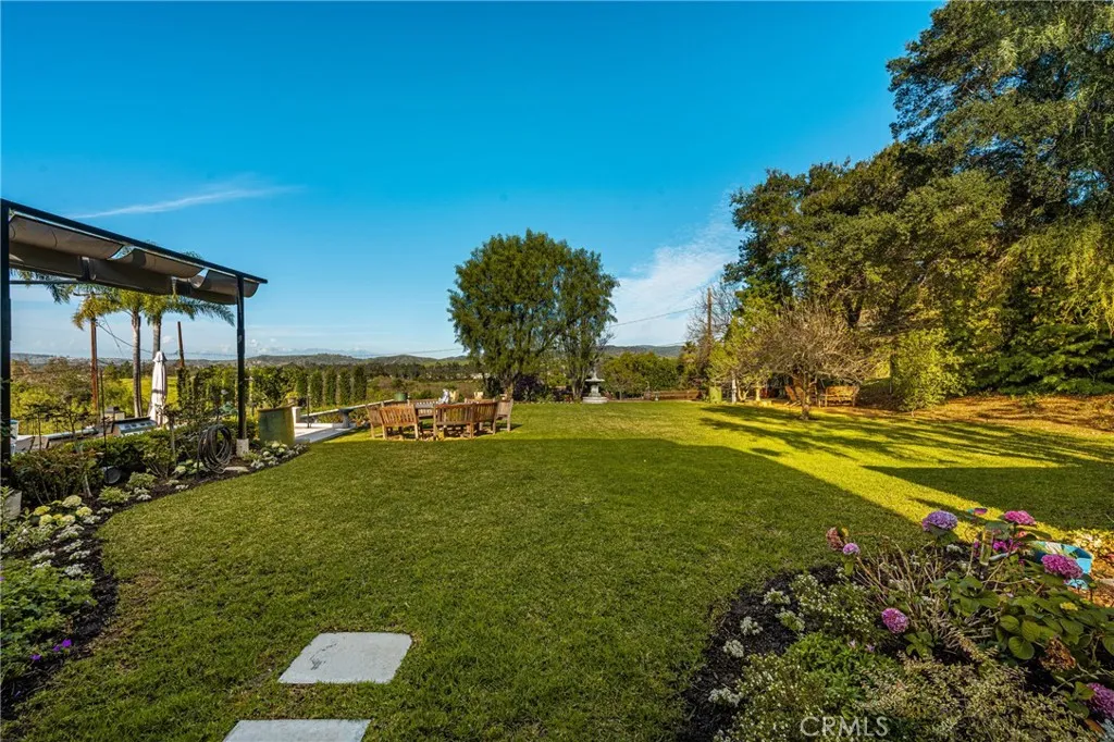 9821 Brentwood Drive, Santa Ana, California 92705 home-pic-18