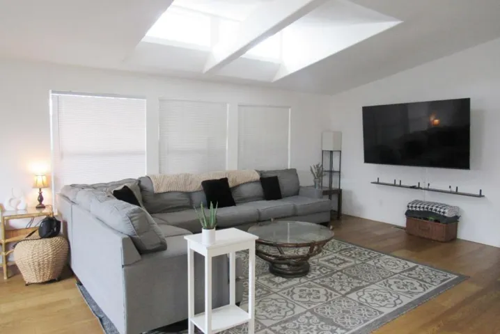 1220 Vienna Drive, Sunnyvale, California 94089