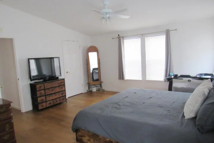 1220 Vienna Drive, Sunnyvale, California 94089