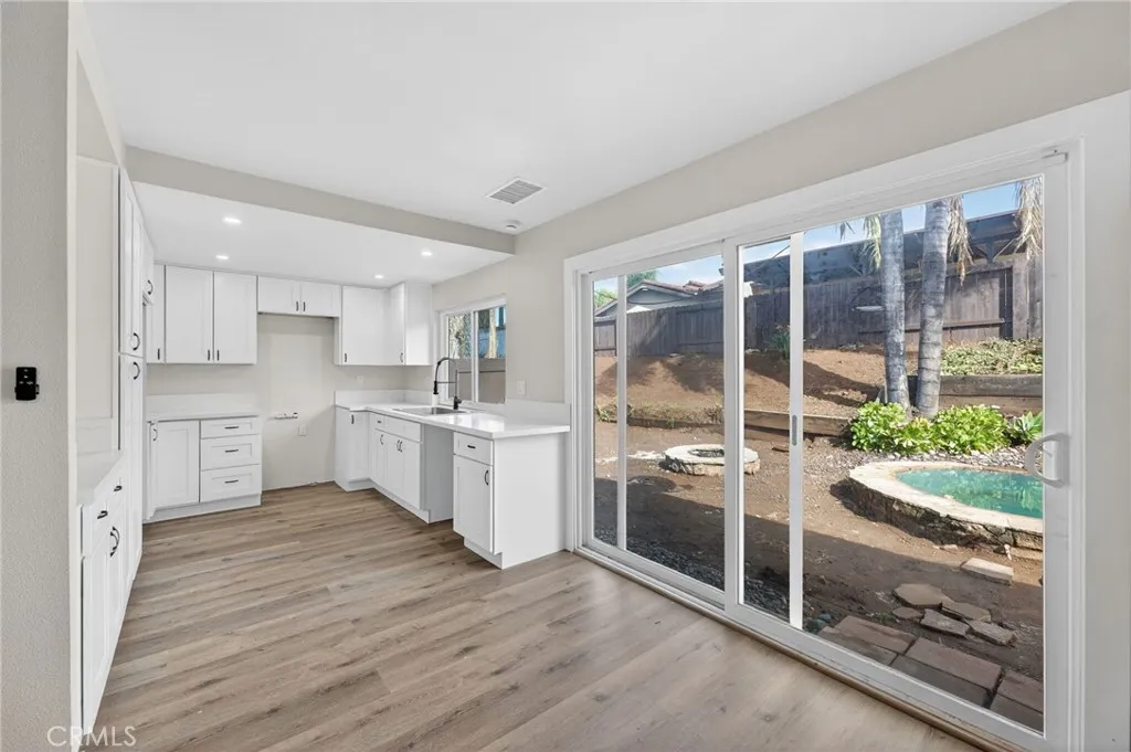739 Mahogany, El Cajon, California 92019 home-pic-9