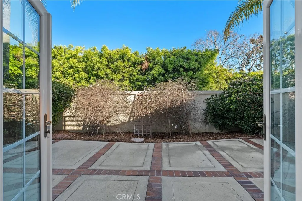 20 Vienna, Laguna Niguel, California 92677 home-pic-33
